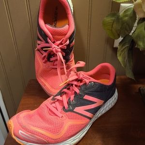 New Balance  Veniz Fresh Foam Women's Size US 7.5